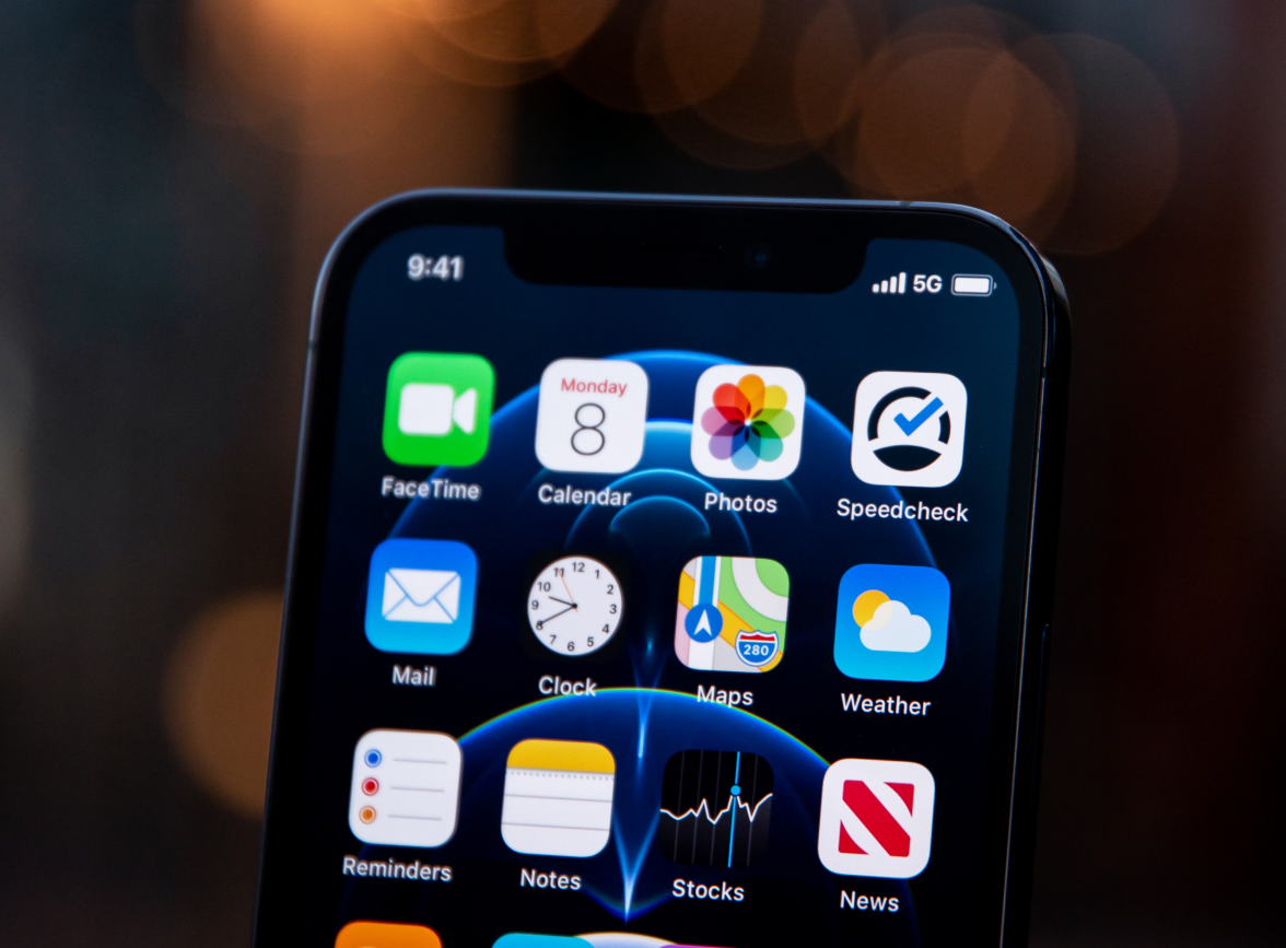 双鸭山苹果手机维修分享为什么 iPhone 12 在冬季会自动关机 
