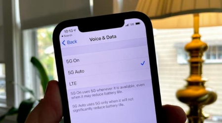 双鸭山苹果手机维修分享iPhone 12如何打开或关闭5G网络 